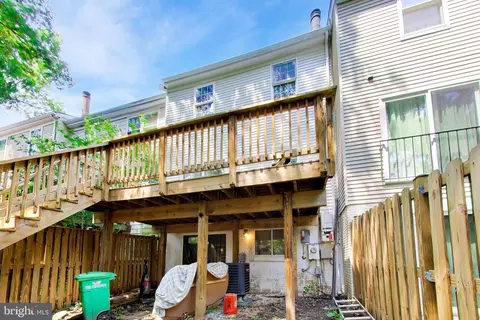 Exterior - 7035 Woodstream Ln, Lanham, MD 20706 photo 7 of 9
