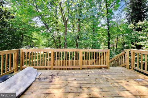 Exterior - 7035 Woodstream Ln, Lanham, MD 20706 photo 3 of 9