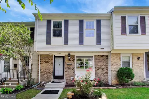 7035 Woodstream Ln, Lanham, MD 20706