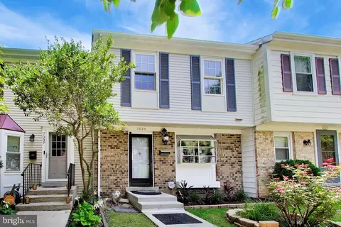 Exterior - 7035 Woodstream Ln, Lanham, MD 20706 photo 2 of 9