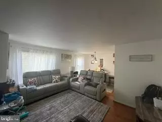 Entry Way - 6925 Scotch Dr, Laurel, MD 20707 photo 1 of 20