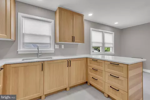 Kitchen - 7500 Terra Alta Ct, Lanham, MD 20706 photo 3 of 6