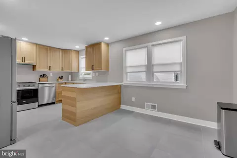 Kitchen - 7500 Terra Alta Ct, Lanham, MD 20706 photo 6 of 6