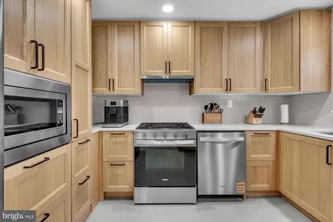 Kitchen - 7500 Terra Alta Ct, Lanham, MD 20706 photo 2 of 6