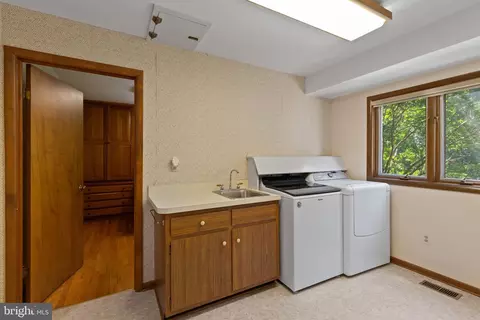 Other - 7517 Brooklyn Bridge Rd, Laurel, MD 20707 photo 5 of 16