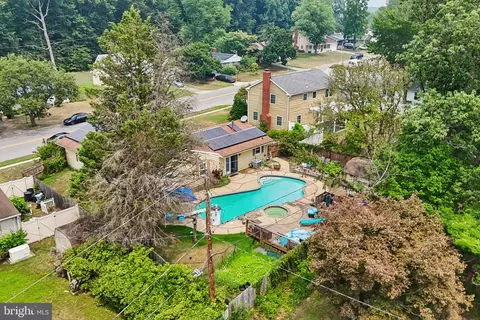 View/Area - 15751 Pointer Ridge Dr, Bowie, MD 20716 photo 16 of 17