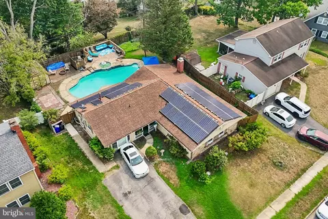 View/Area - 15751 Pointer Ridge Dr, Bowie, MD 20716 photo 9 of 17