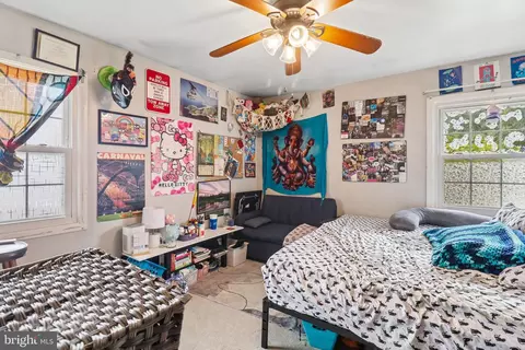 Bedroom - 15751 Pointer Ridge Dr, Bowie, MD 20716 photo 3 of 12