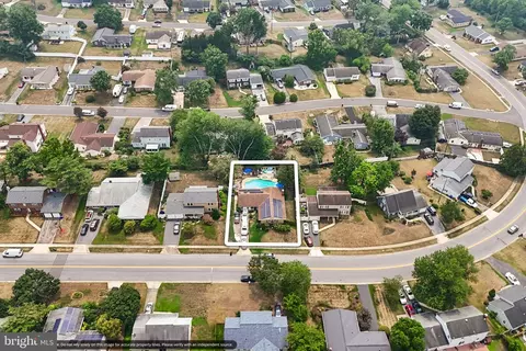 View/Area - 15751 Pointer Ridge Dr, Bowie, MD 20716 photo 5 of 17