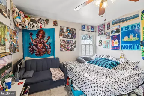 Bedroom - 15751 Pointer Ridge Dr, Bowie, MD 20716 photo 4 of 12