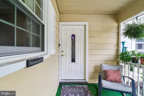 Exterior - 15751 Pointer Ridge Dr, Bowie, MD 20716 photo 5 of 16