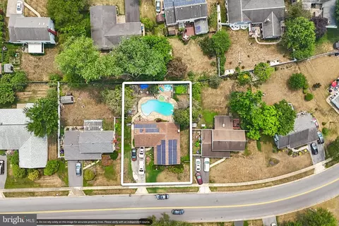 View/Area - 15751 Pointer Ridge Dr, Bowie, MD 20716 photo 13 of 17