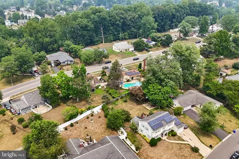 View/Area - 15751 Pointer Ridge Dr, Bowie, MD 20716 photo 15 of 17