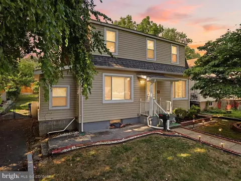 3107 Windom Rd, Mount Rainier, MD 20712