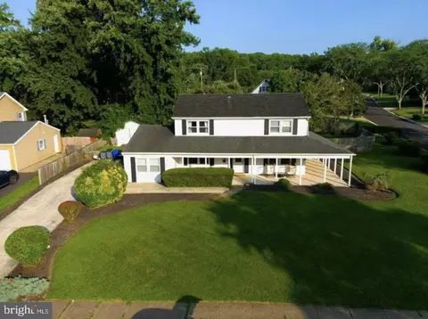 12719 Kembridge Dr, Bowie, MD 20715