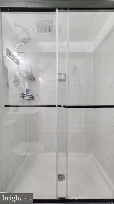 Bath - 9012 Cameron Ct, Clinton, MD 20735 photo 1 of 4