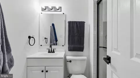 Bath - 9012 Cameron Ct, Clinton, MD 20735 photo 3 of 4