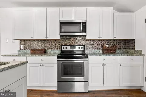 Kitchen - 36 Avondale St, Laurel, MD 20707 photo 4 of 4