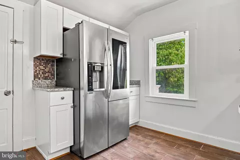 Entry Way - 36 Avondale St, Laurel, MD 20707 photo 1 of 4
