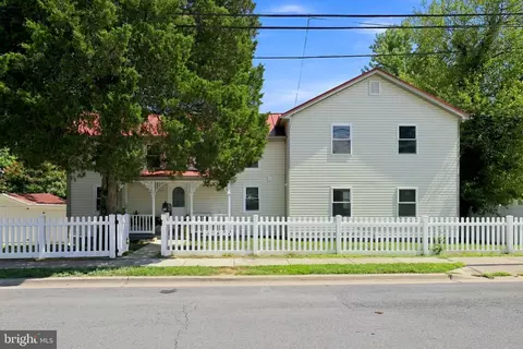 Exterior - 36 Avondale St, Laurel, MD 20707 photo 2 of 9
