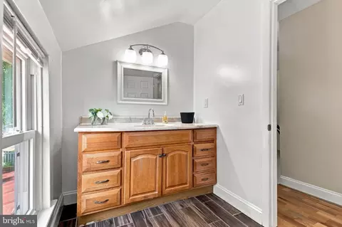 Bath - 36 Avondale St, Laurel, MD 20707 photo 4 of 4