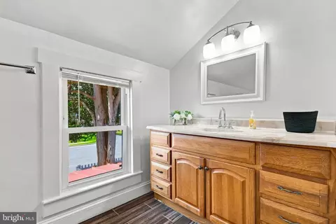 Bath - 36 Avondale St, Laurel, MD 20707 photo 3 of 4