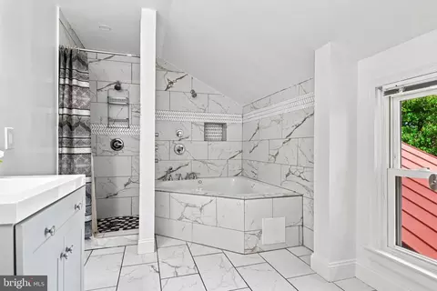 Bath - 36 Avondale St, Laurel, MD 20707 photo 1 of 4