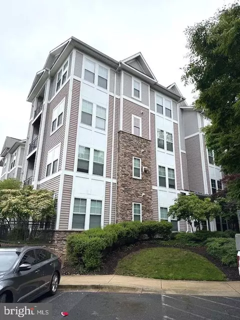 1301 Karen Blvd #201, Capitol Heights, MD 20743