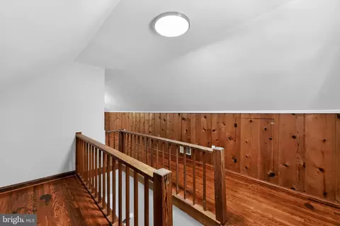 Entry Way - 1911 Arcadia Ave, Capitol Heights, MD 20743 photo 5 of 6