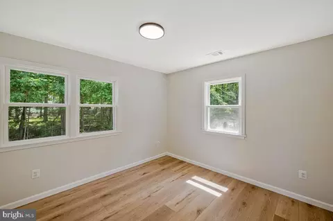 Bedroom - 13304 Cherry Tree Crossing Rd, Brandywine, MD 20613 photo 3 of 5