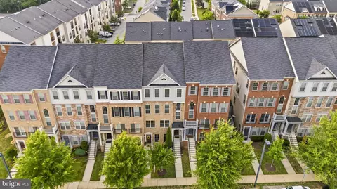 2643 Campus Way N, Glenarden, MD 20706