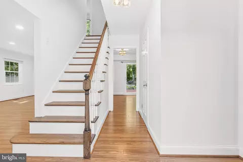 Entry Way - 9005 Eastbourne Ln, Laurel, MD 20708 photo 1 of 5