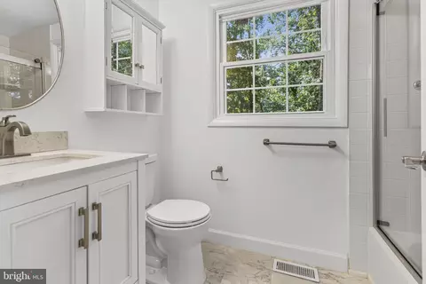 Bath - 9005 Eastbourne Ln, Laurel, MD 20708 photo 1 of 3