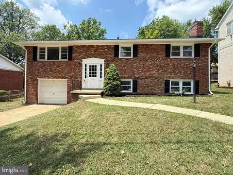 1922 Oakwood St, Temple Hills, MD 20748