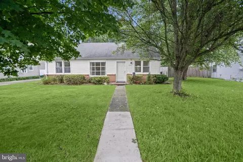 4606 Kiernan Rd, College Park, MD 20740