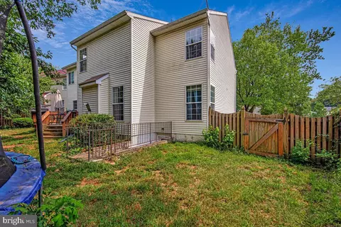 Exterior - 3000 Eagles Nest Dr, Bowie, MD 20716 photo 10 of 11