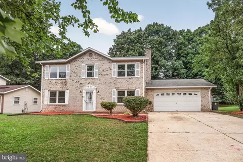 4810 Reilly Dr, Clinton, MD 20735