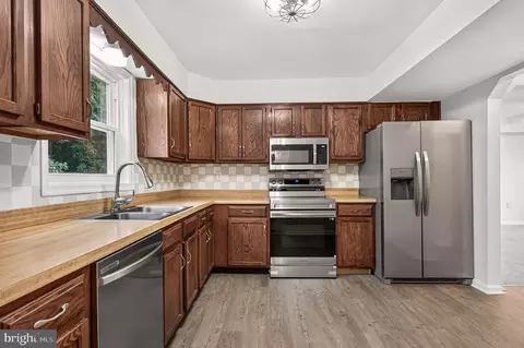 Kitchen - 4810 Reilly Dr, Clinton, MD 20735 photo 1 of 2