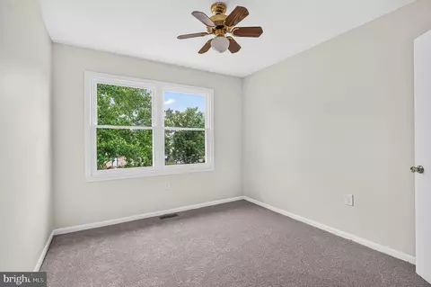 Bedroom - 4810 Reilly Dr, Clinton, MD 20735 photo 6 of 7