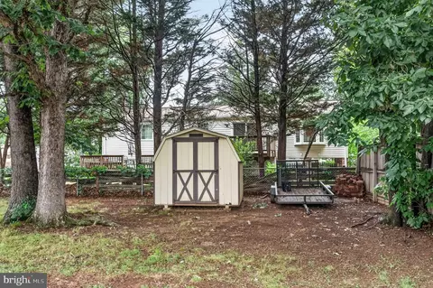 Exterior - 4810 Reilly Dr, Clinton, MD 20735 photo 6 of 10