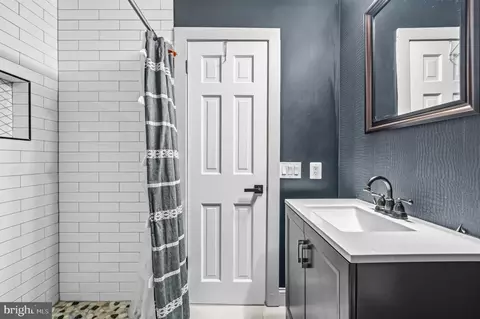 Bath - 7001 Marmick Pl, Laurel, MD 20707 photo 3 of 4