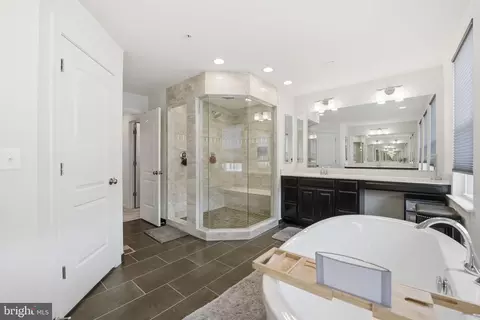 Entry Way - 6006 Savannah Dr, Brandywine, MD 20613 photo 13 of 23