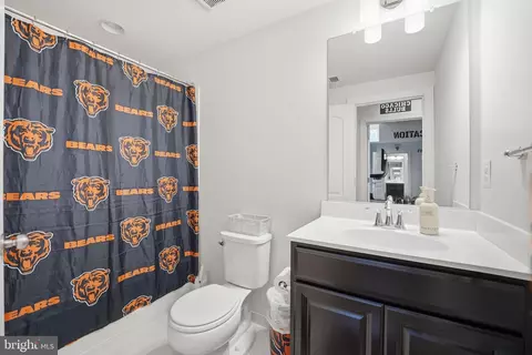 Bath - 6006 Savannah Dr, Brandywine, MD 20613 photo 4 of 4