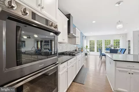 Kitchen - 6006 Savannah Dr, Brandywine, MD 20613 photo 4 of 5