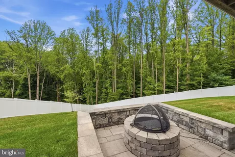 Exterior - 6006 Savannah Dr, Brandywine, MD 20613 photo 15 of 18