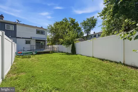 Exterior - 2112 Columbia Pl, Landover, MD 20785 photo 10 of 10