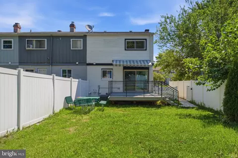 Exterior - 2112 Columbia Pl, Landover, MD 20785 photo 9 of 10