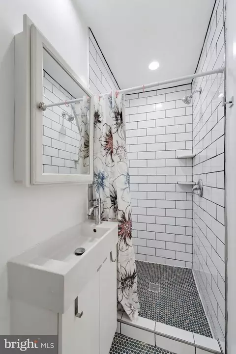 Bath - 2112 Columbia Pl, Landover, MD 20785 photo 5 of 8