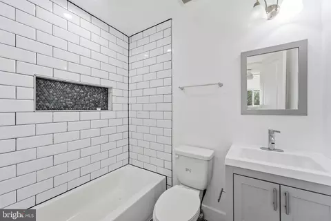 Bath - 2112 Columbia Pl, Landover, MD 20785 photo 2 of 8