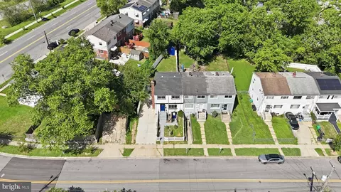 View/Area - 2112 Columbia Pl, Landover, MD 20785 photo 3 of 3